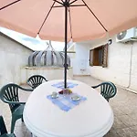 Mare Апартаменты *
